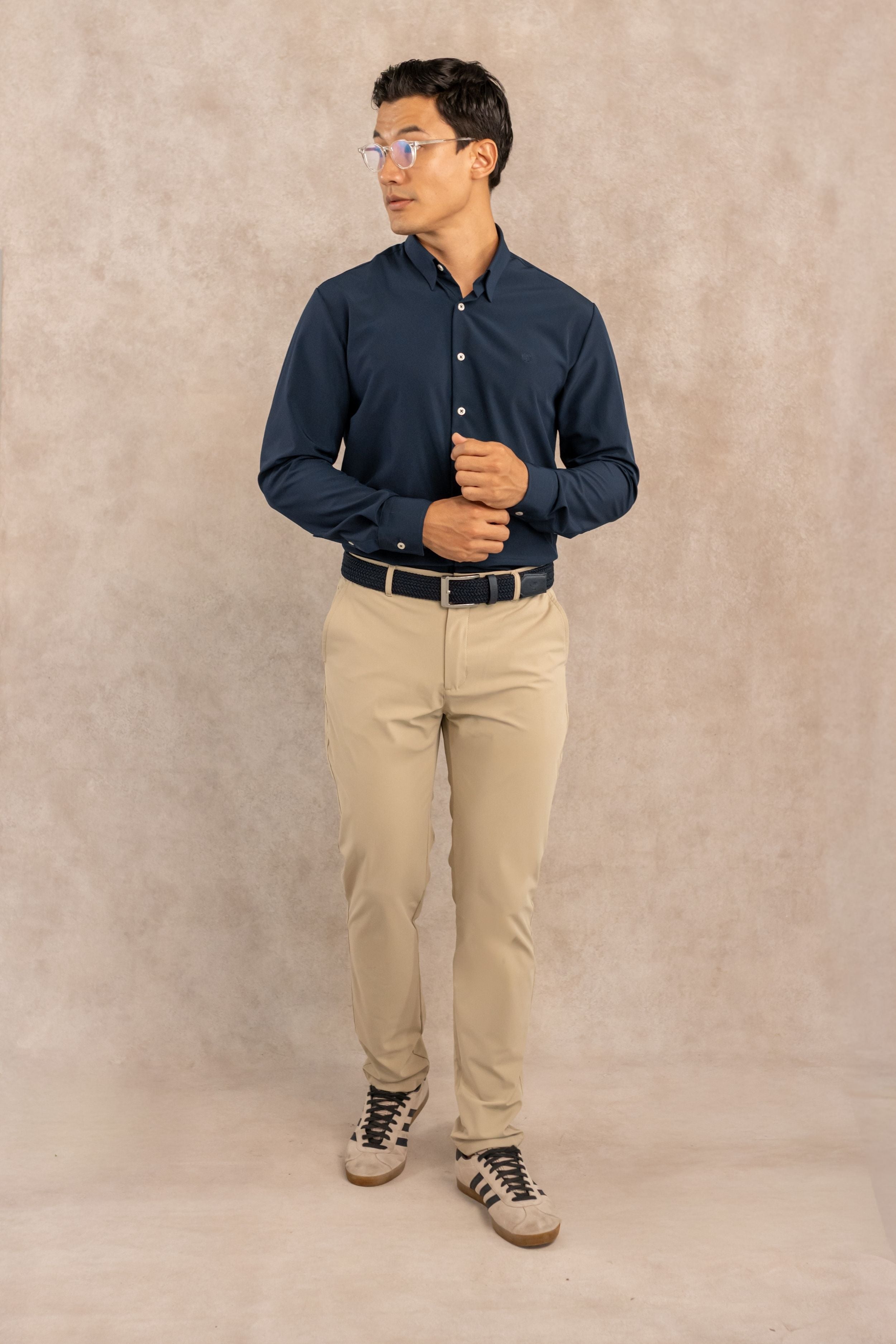 The Effortless Performance Shirt™ in Dark Blue