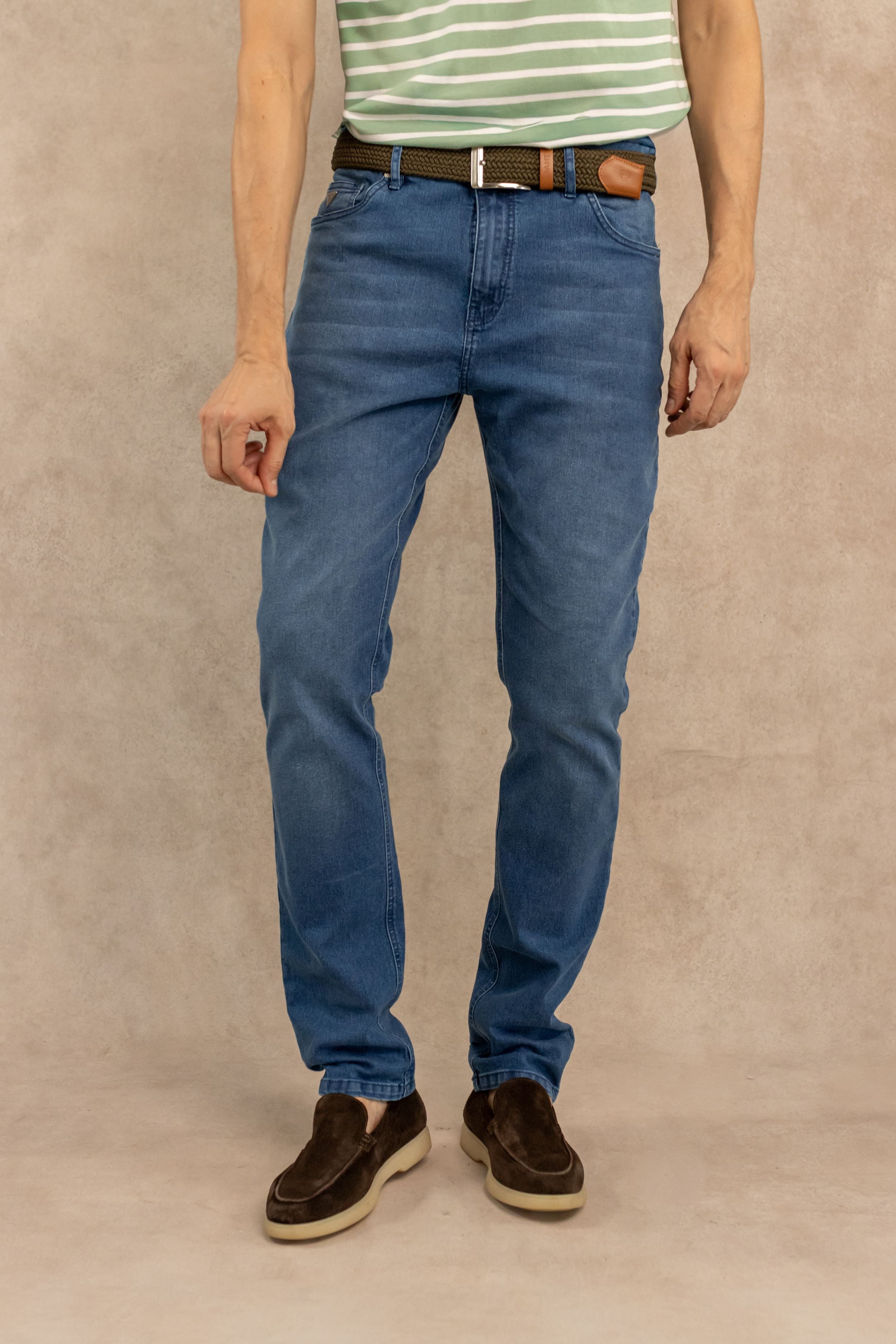 Contemporary Medium Blue Stretch Jean