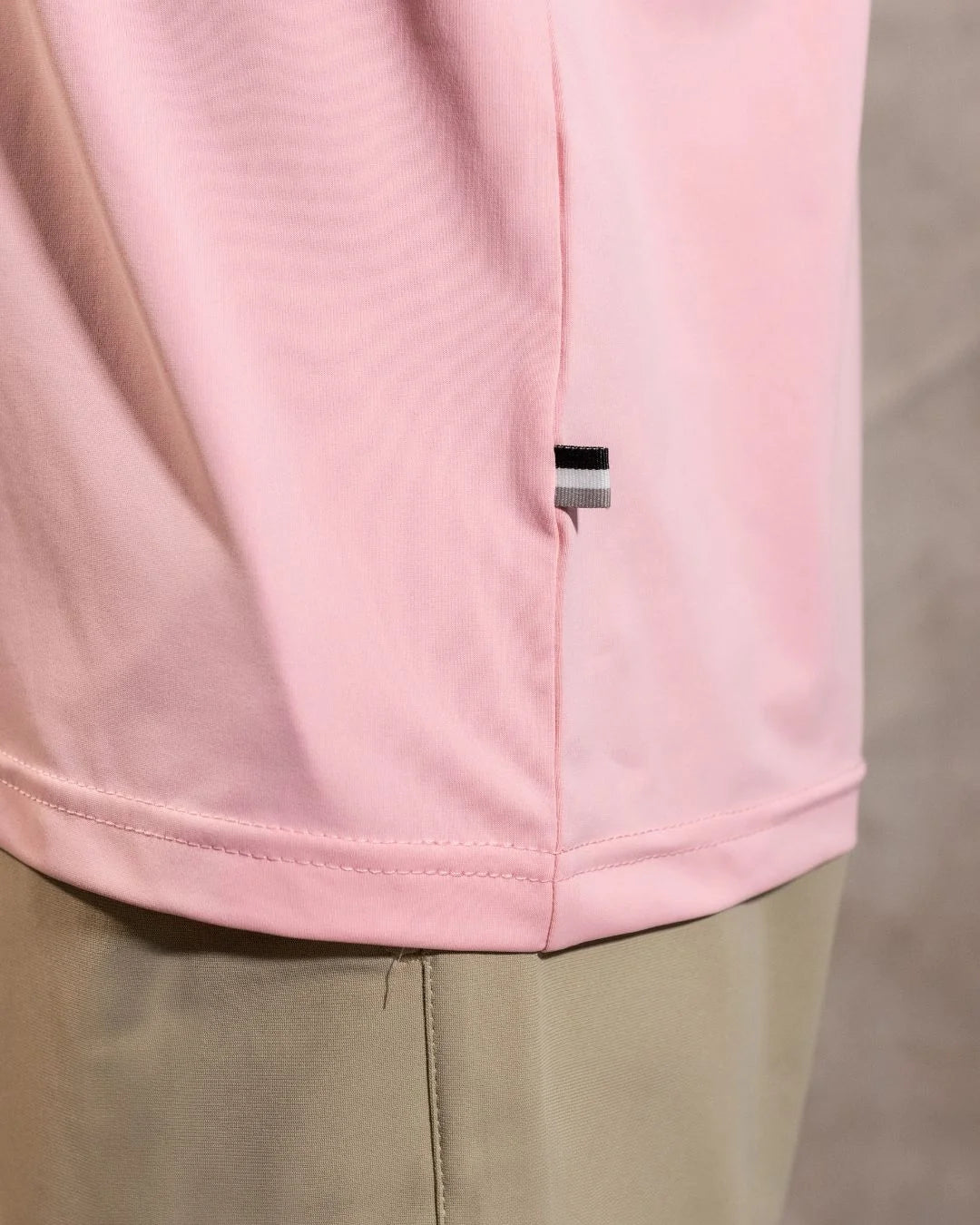 Camiseta Performance peach antiarrugas para hombre marca DANTE tallaje regular fit foto etiqueta