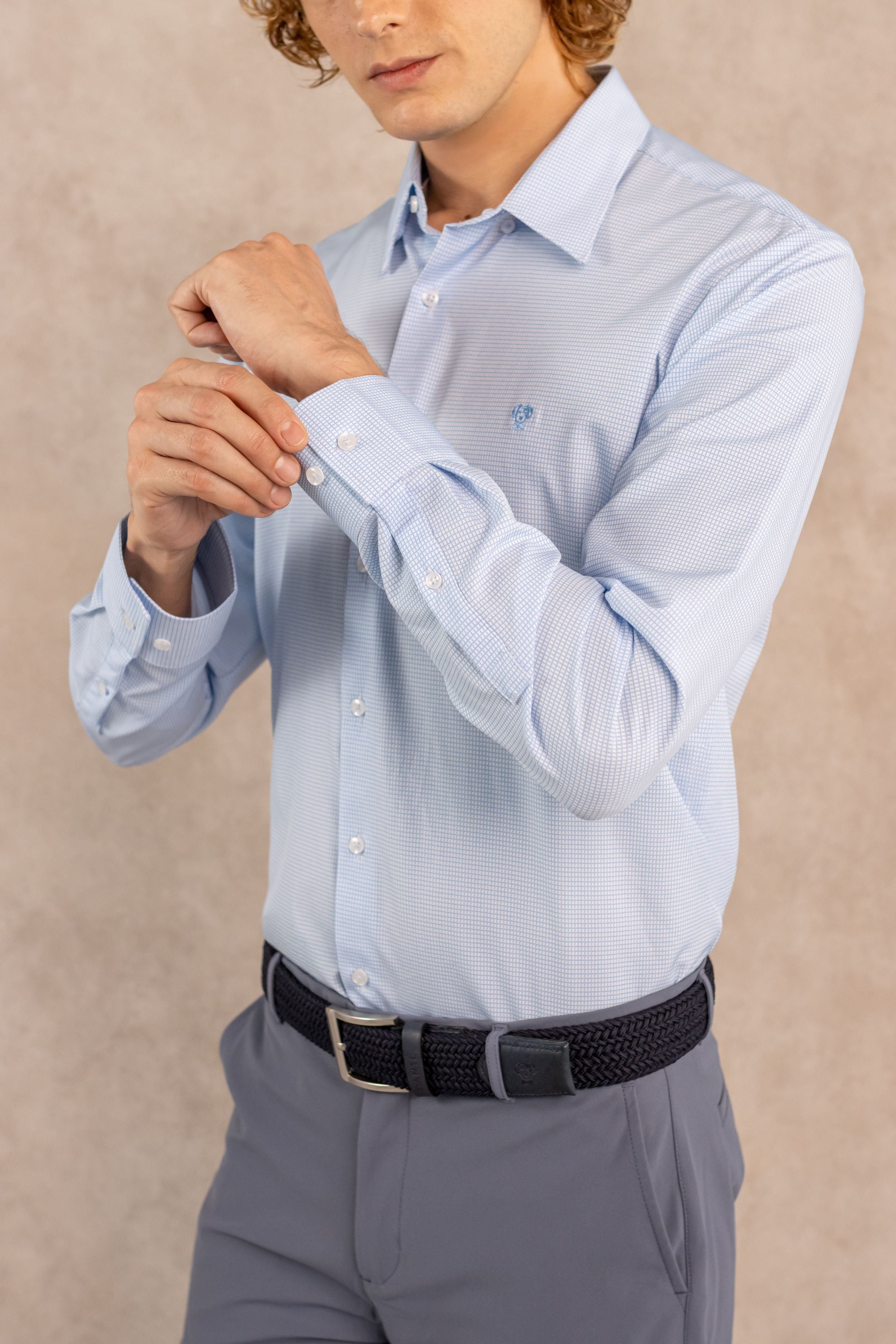 The Effortless Performance Shirt™ in Light Blue Textured Plaid