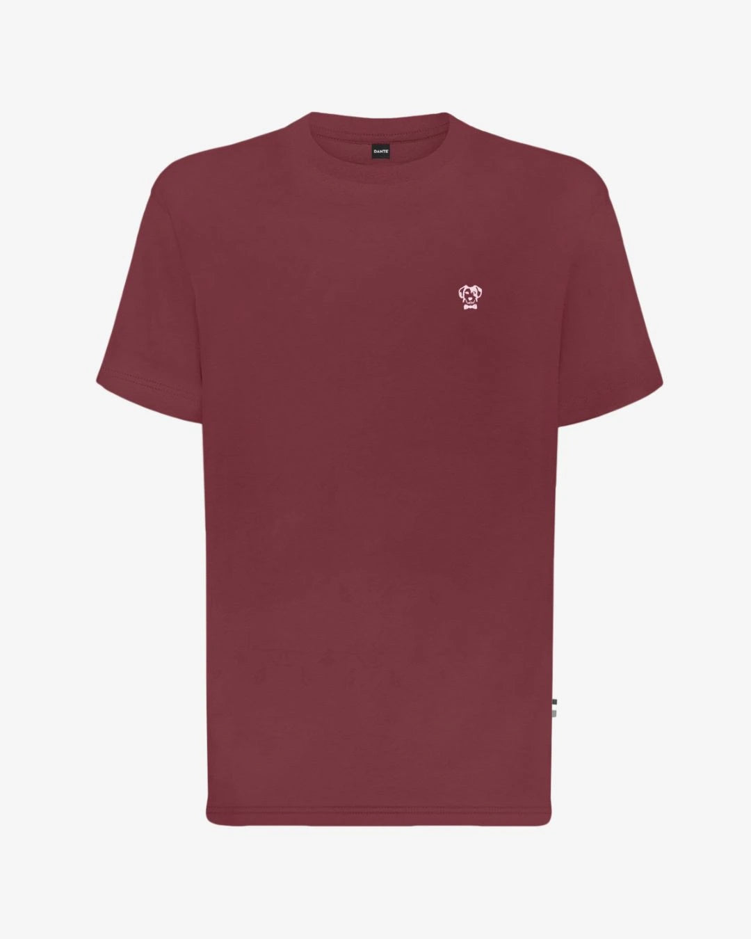 Camiseta Performance Vinotinto antiarrugas para hombre marca DANTE tallaje regular fit foto mockup