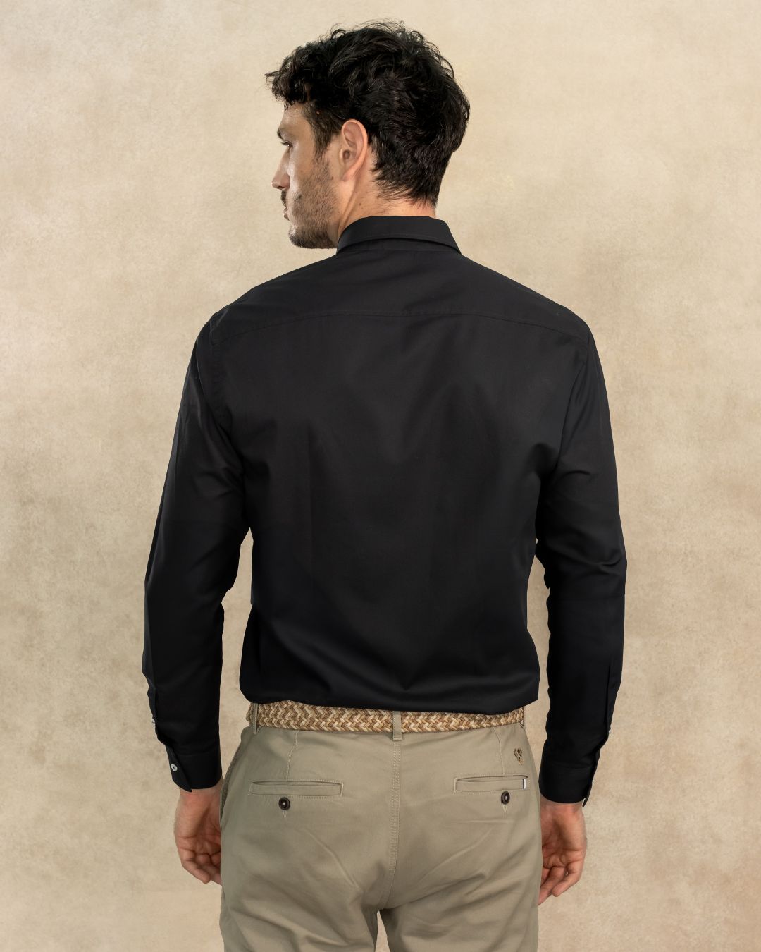 The Impeccable Shirt™ | Poplin in Black With Pocket