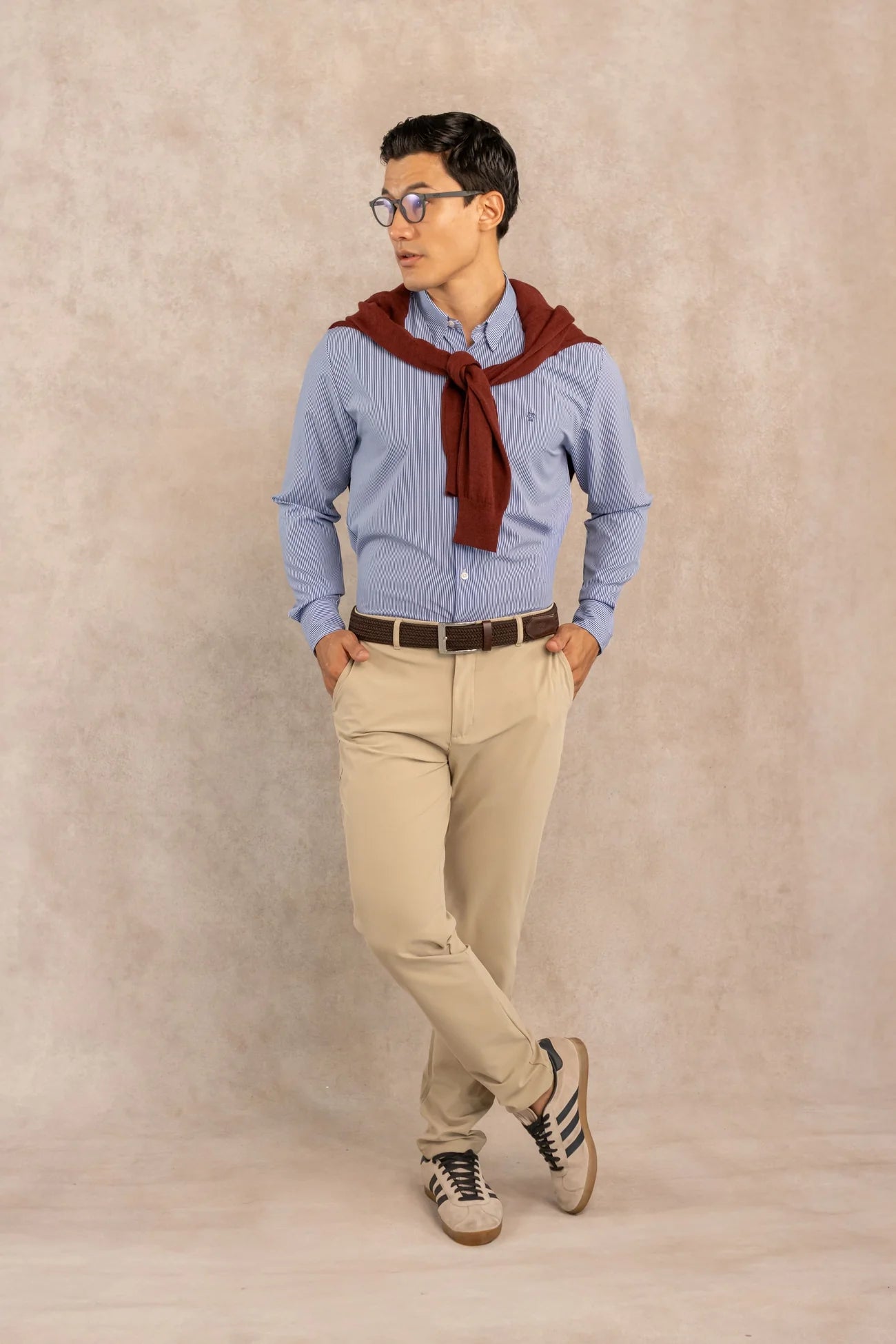 Burgundy Knit Sweater with Crew Neck